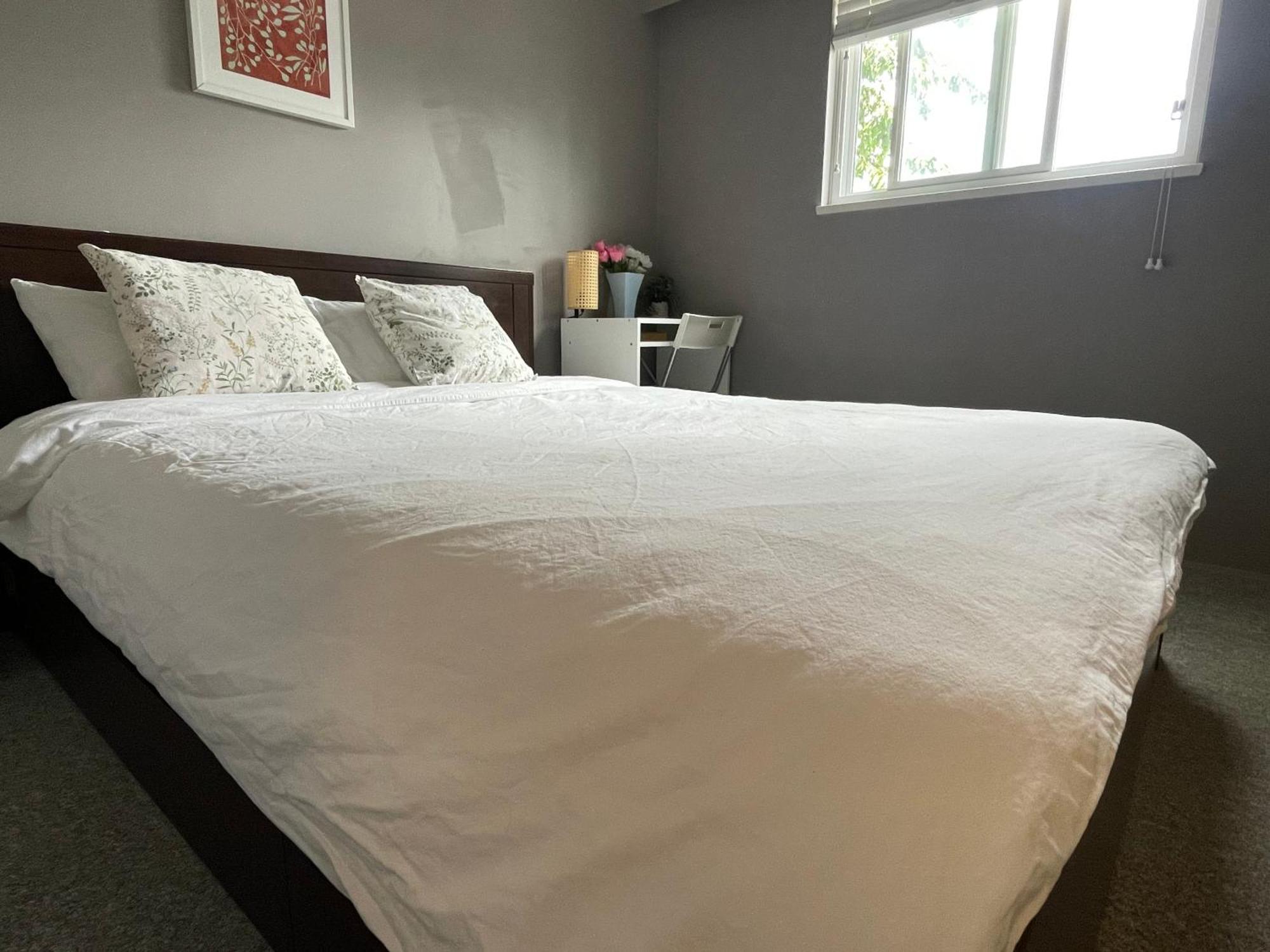 Private Room With Queen Bed In Richmond 202 Εξωτερικό φωτογραφία